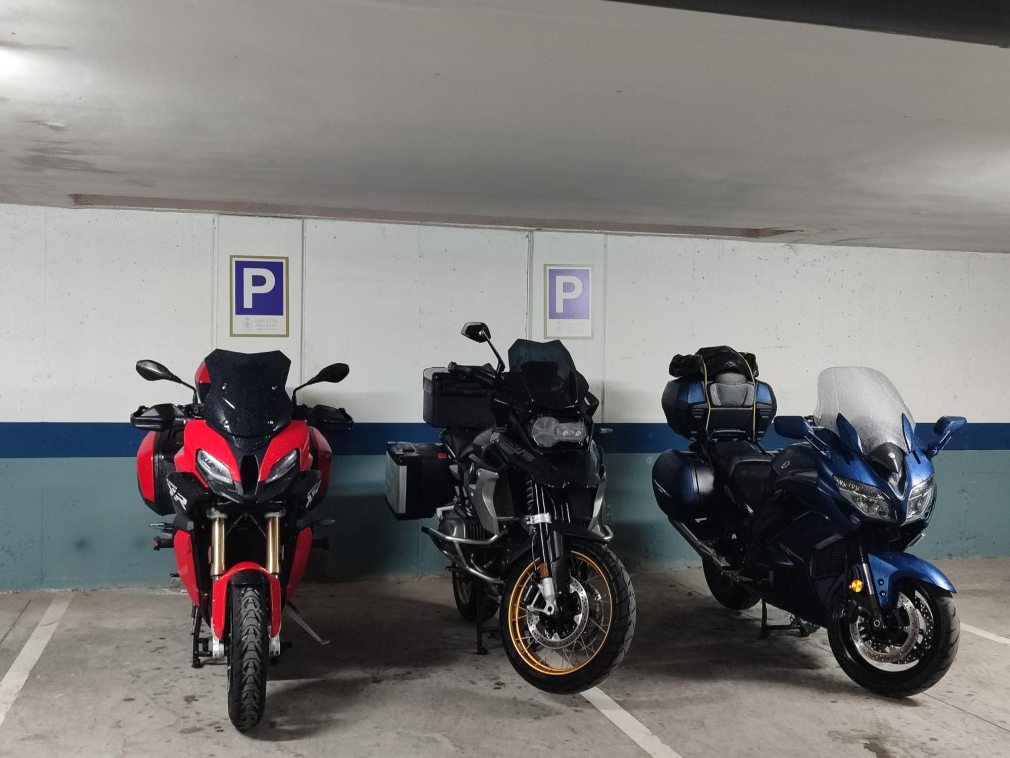 Duplex Casa De Las Argollas Grand Suite Parking Gratis Пласенсия Екстериор снимка